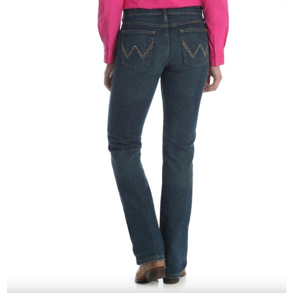 Wrangler 9/10x36 Q Baby Ultimate Riding Blue Jeans Mid Rise Bootcut WRQ20TB NEW